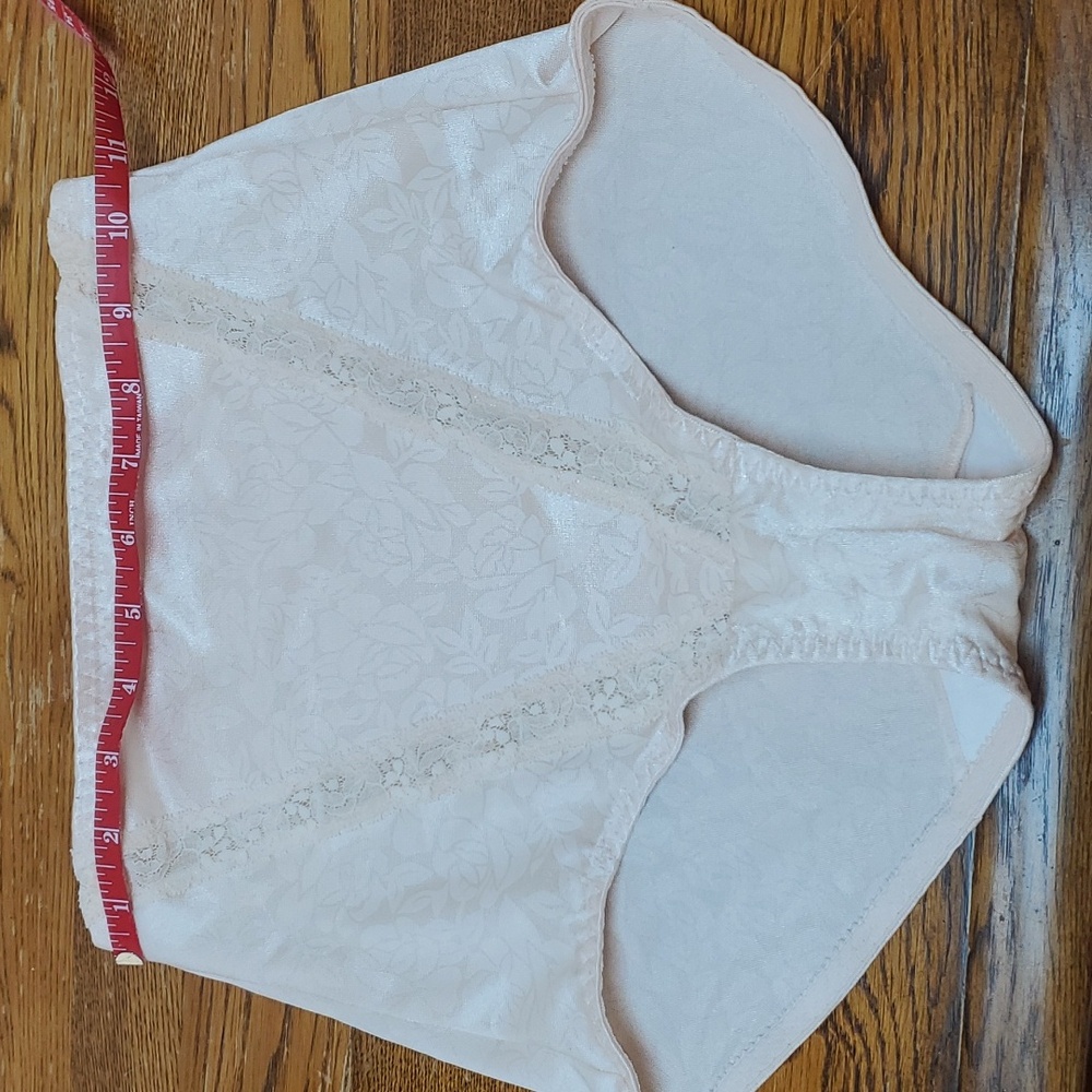 Tummy control panties
